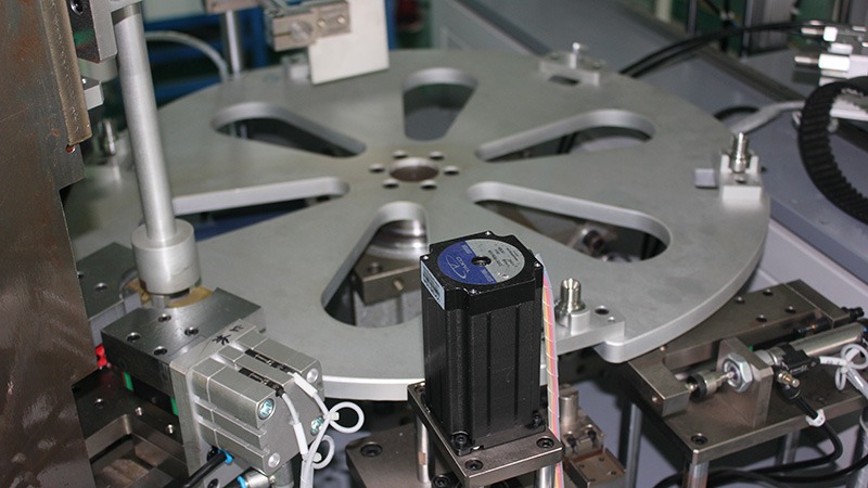 昆山 厂家机密机加工厂家应用轴径尺寸在线测量仪